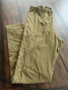 Johnny Was Los Angeles Olive Green Embroidered Skinny Leggings Women’s Sz Small